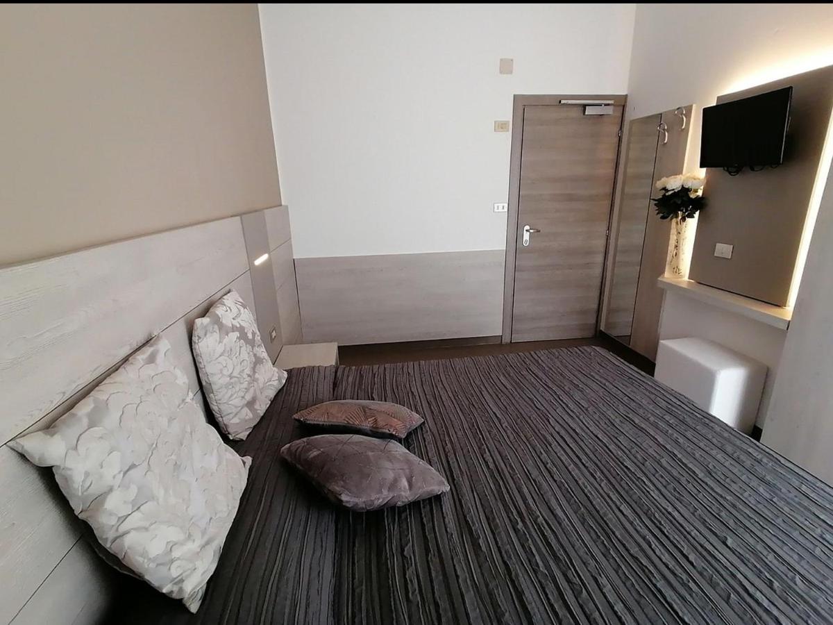 Hotel Bi Hotel 3*