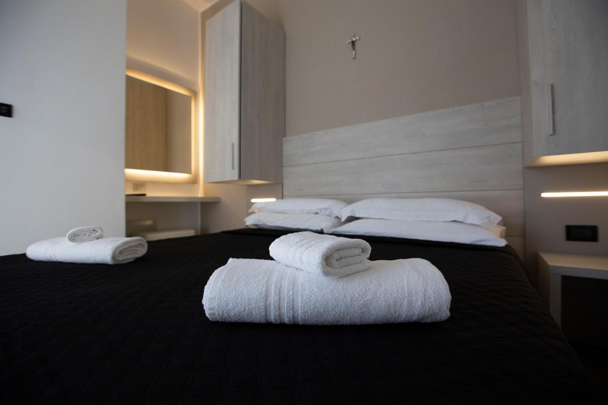 Bi Hotel