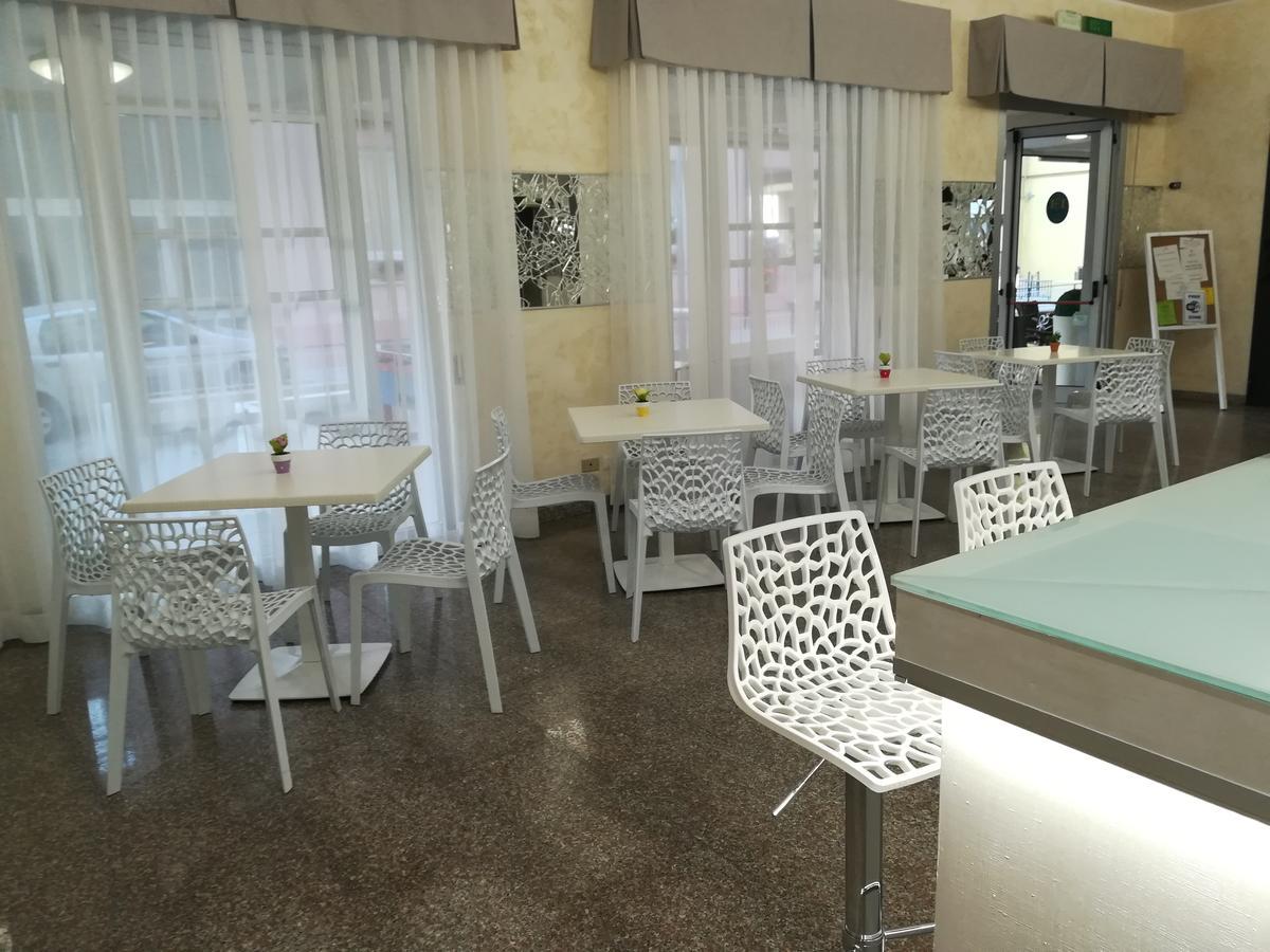 Hotel Bi Hotel 3*