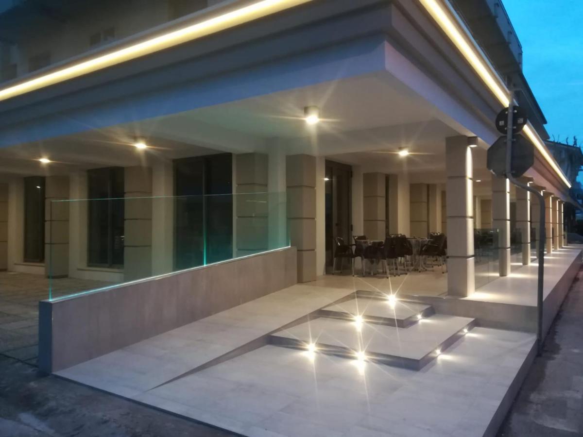 Bi Hotel 3*